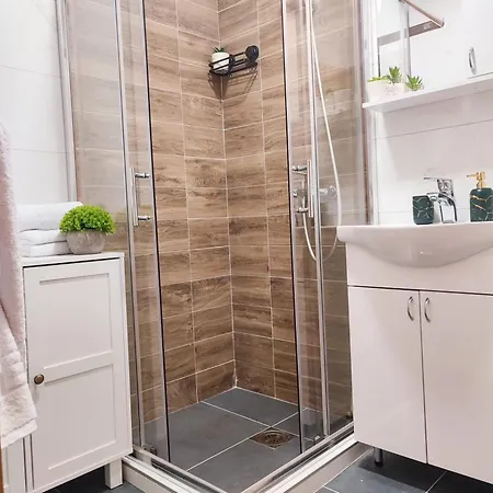 Tira Wellness I * Zlatibor