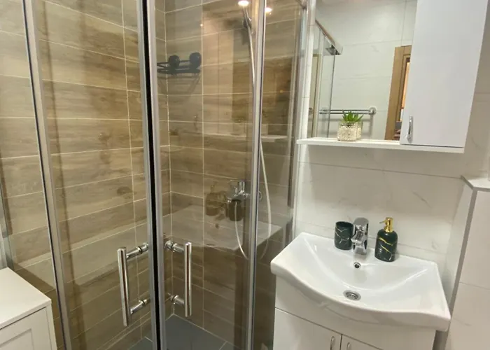 아파트 Tira Wellness I