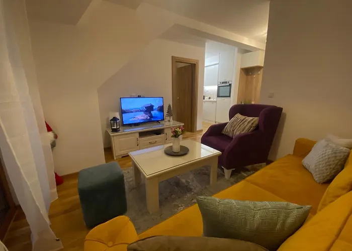 아파트 Tira Wellness I *